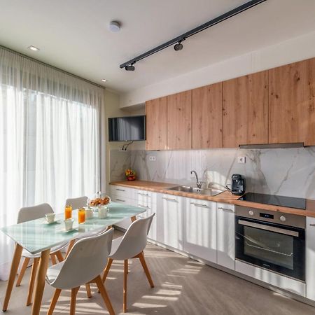 Deluxe Suites Irianna - In The Heart Of Old Town Heraklion  Exterior photo