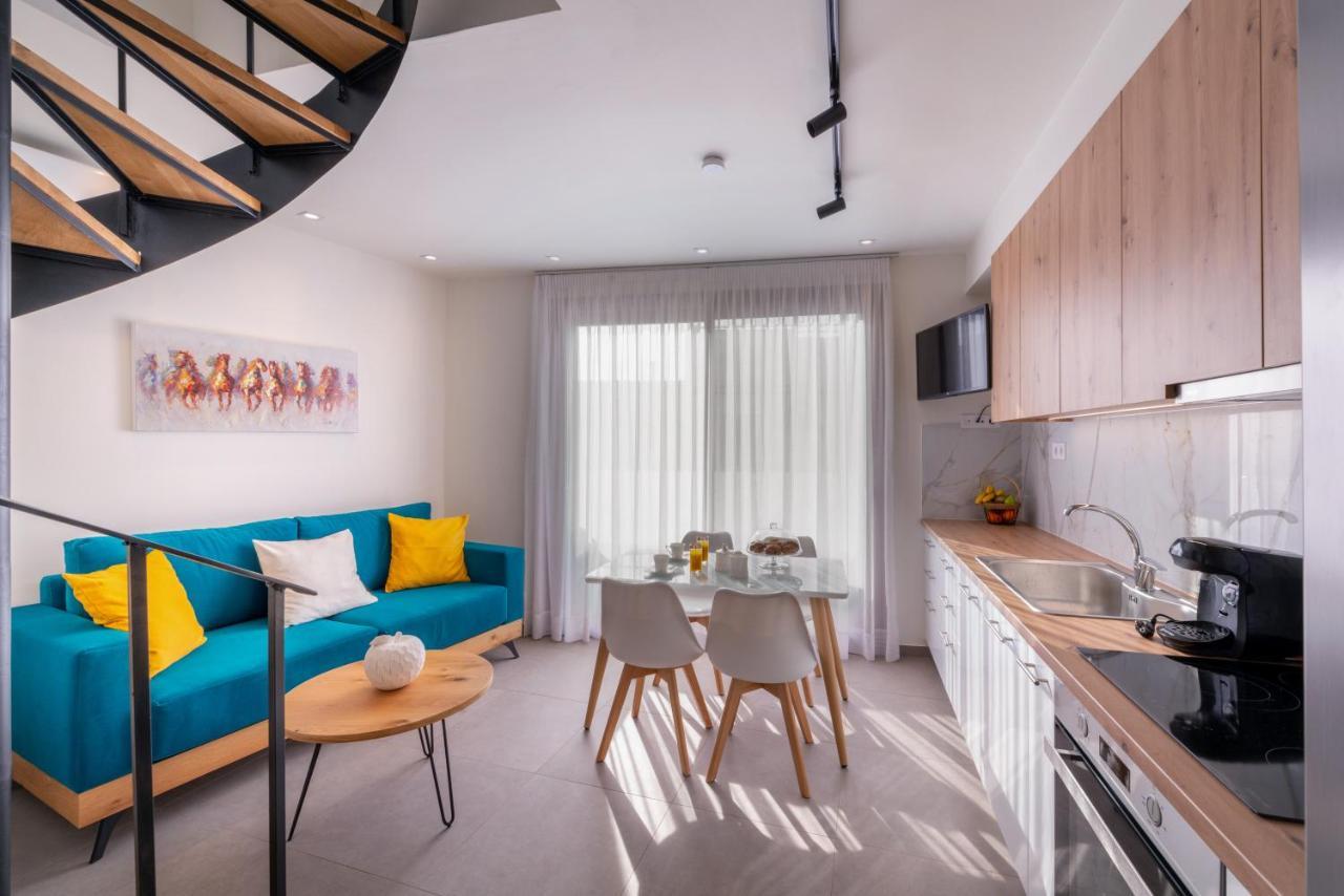 Deluxe Suites Irianna - In The Heart Of Old Town Heraklion  Exterior photo